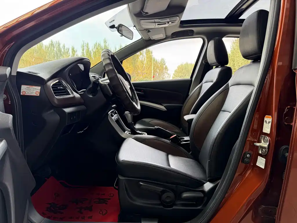 Suzuki Vitara — миниатюра 17