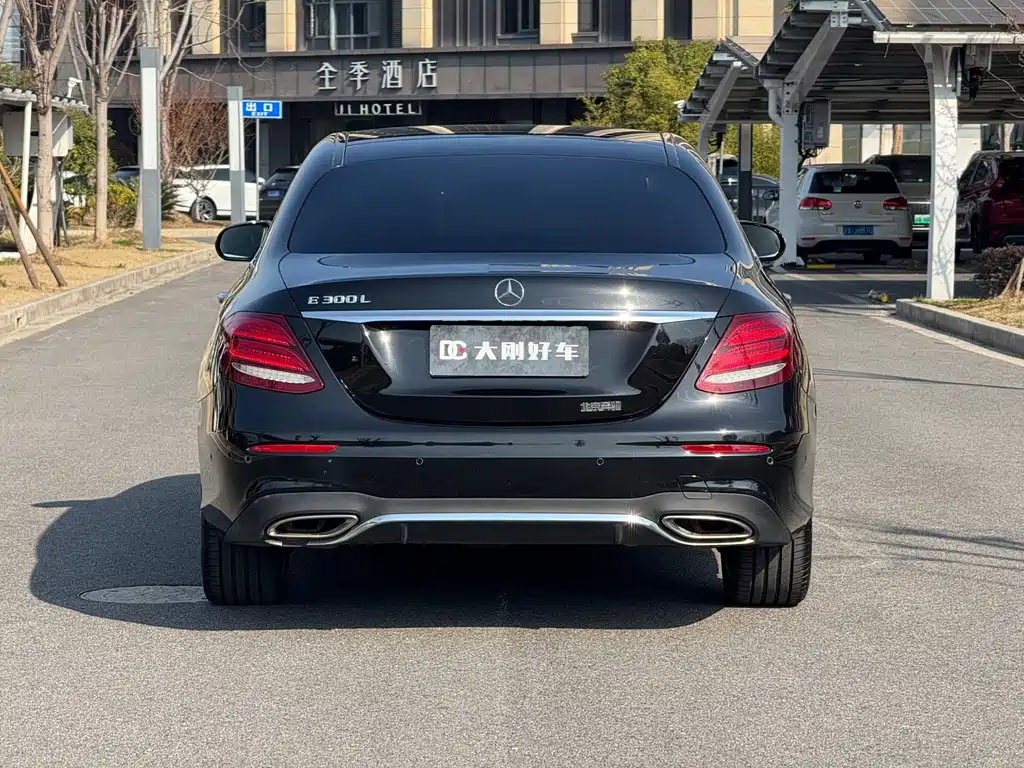 Mercedes-Benz E-Class E 2020 E 300 L Sport Fashion