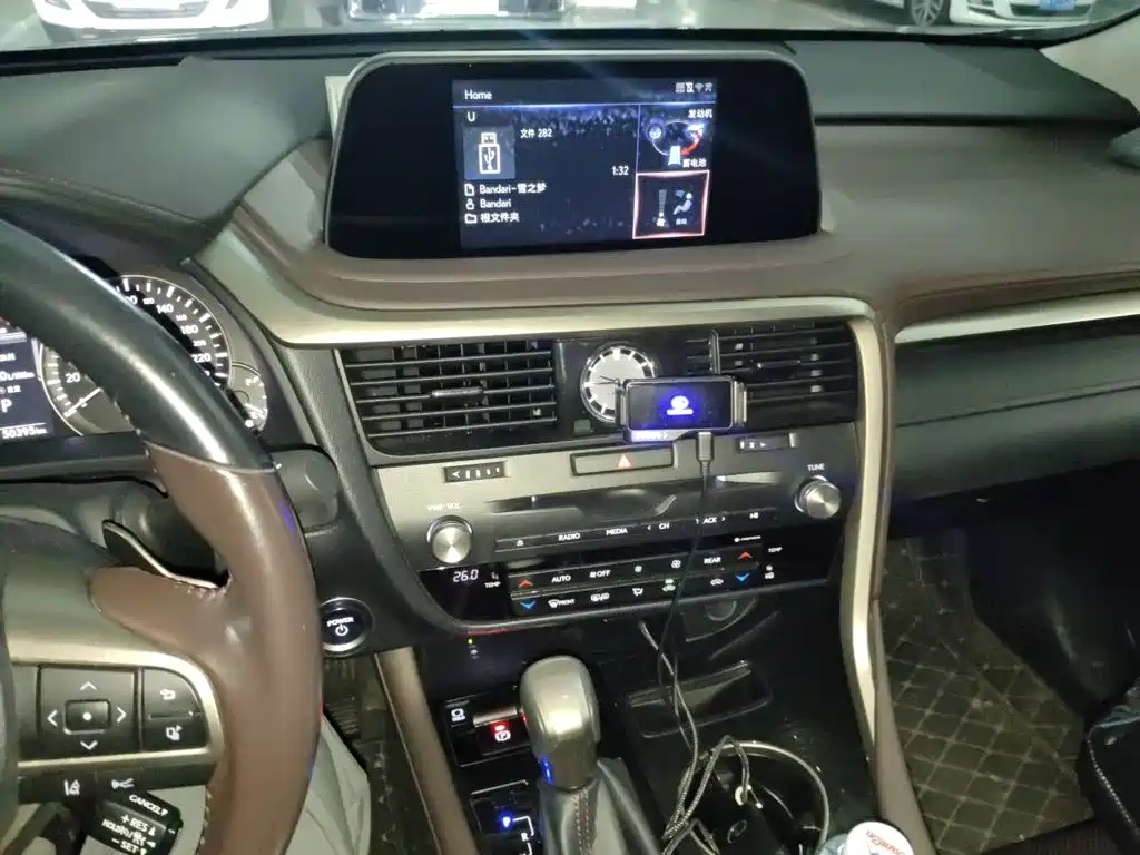 Lexus RX — миниатюра 14