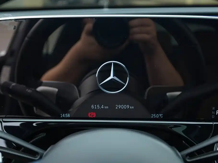 Mercedes-Benz E-Class New Energy — миниатюра 7