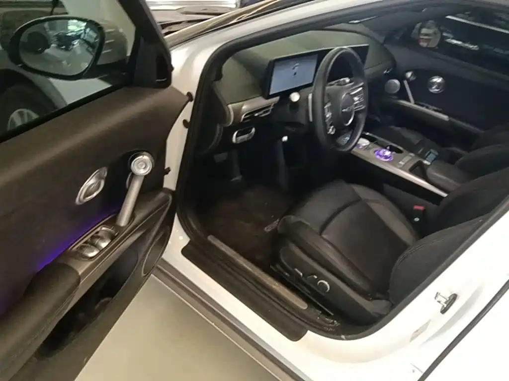 Genesis GV60 — миниатюра 21