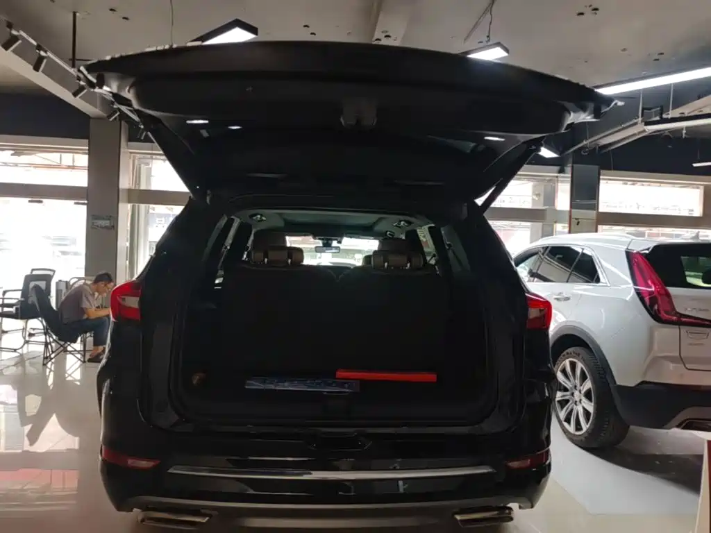 Buick Enclave — миниатюра 15