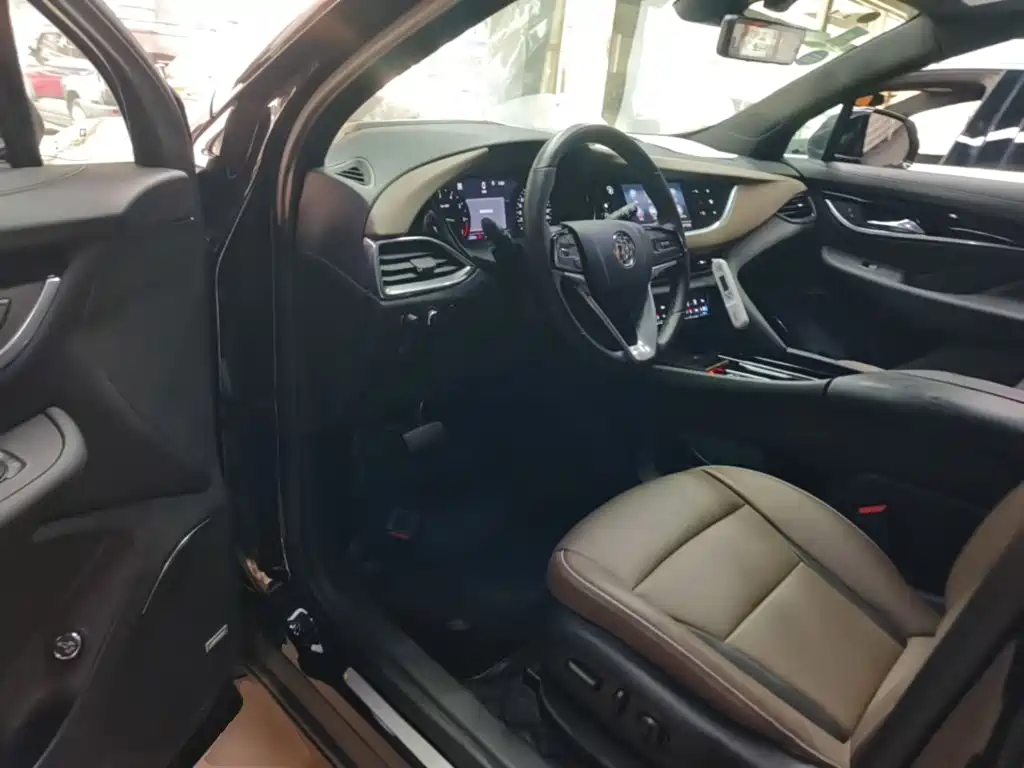Buick Enclave — миниатюра 12
