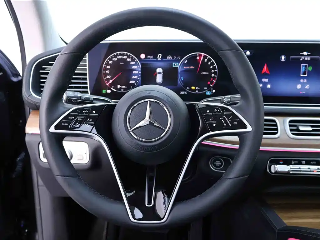 Mercedes-Benz GLE New Energy — миниатюра 16