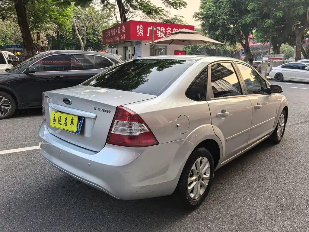 Ford Focus — миниатюра 3