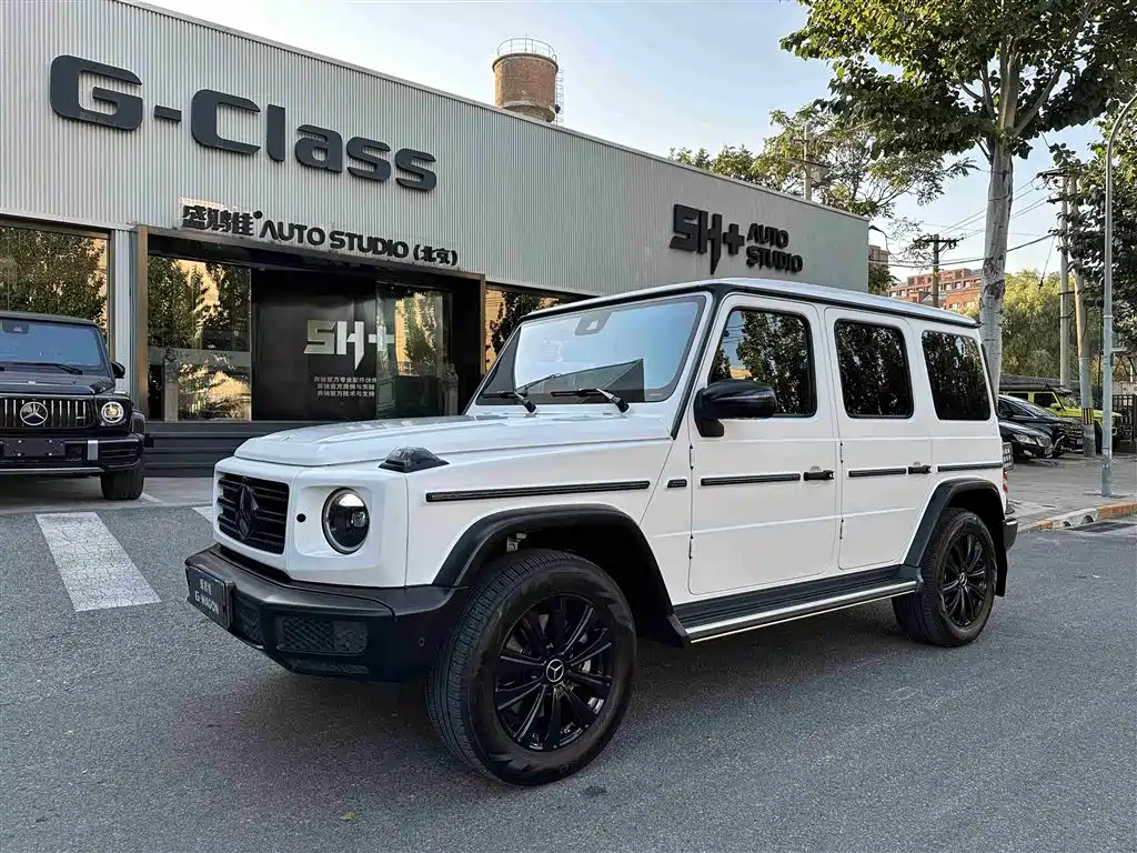 Mercedes-Benz G-Class 2024