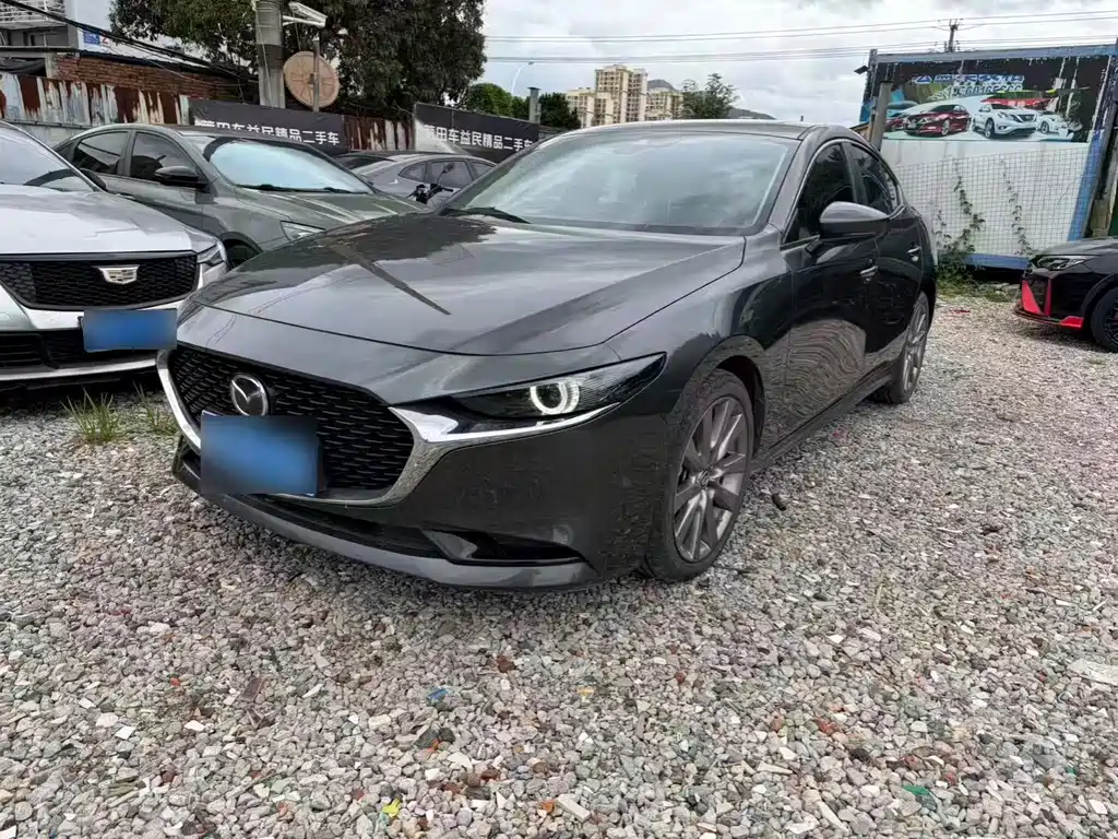 Mazda 3 Axela 2023