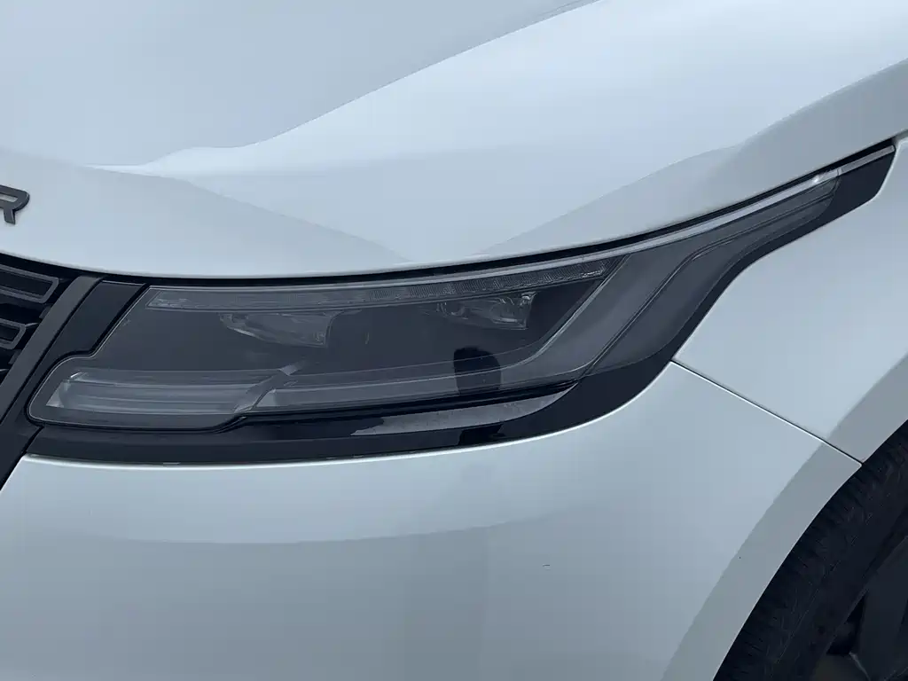 Land Rover Range Rover Velar 2024 Dynamic SE