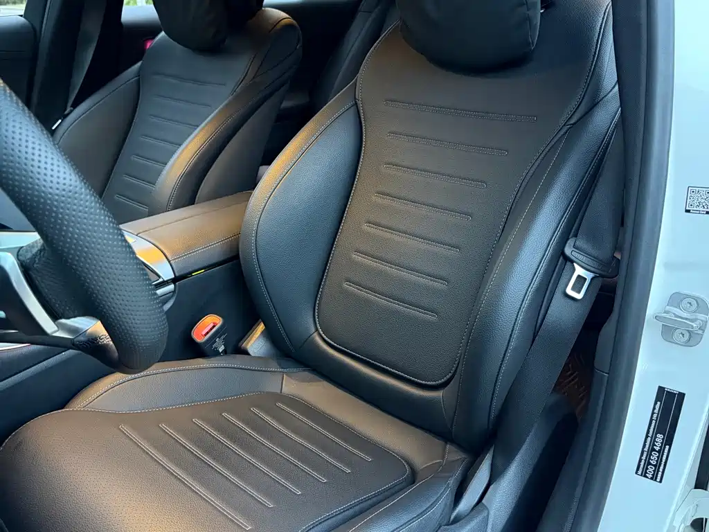 Mercedes-Benz C-Class — миниатюра 7