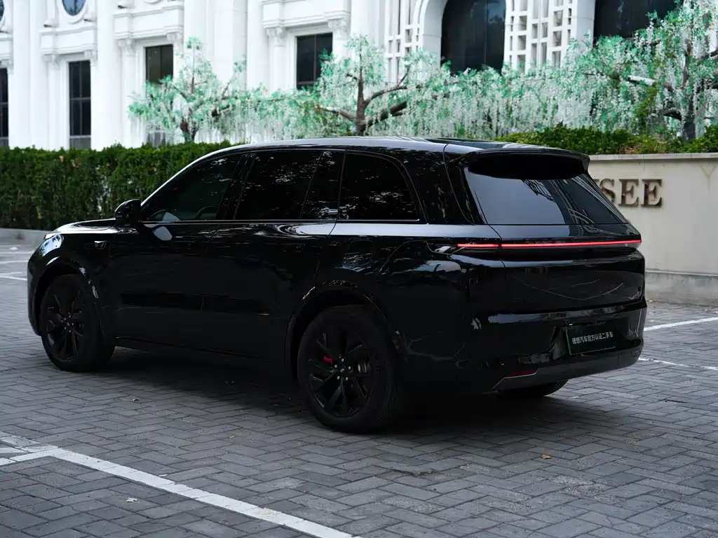 Li Auto L8 2023 Pro