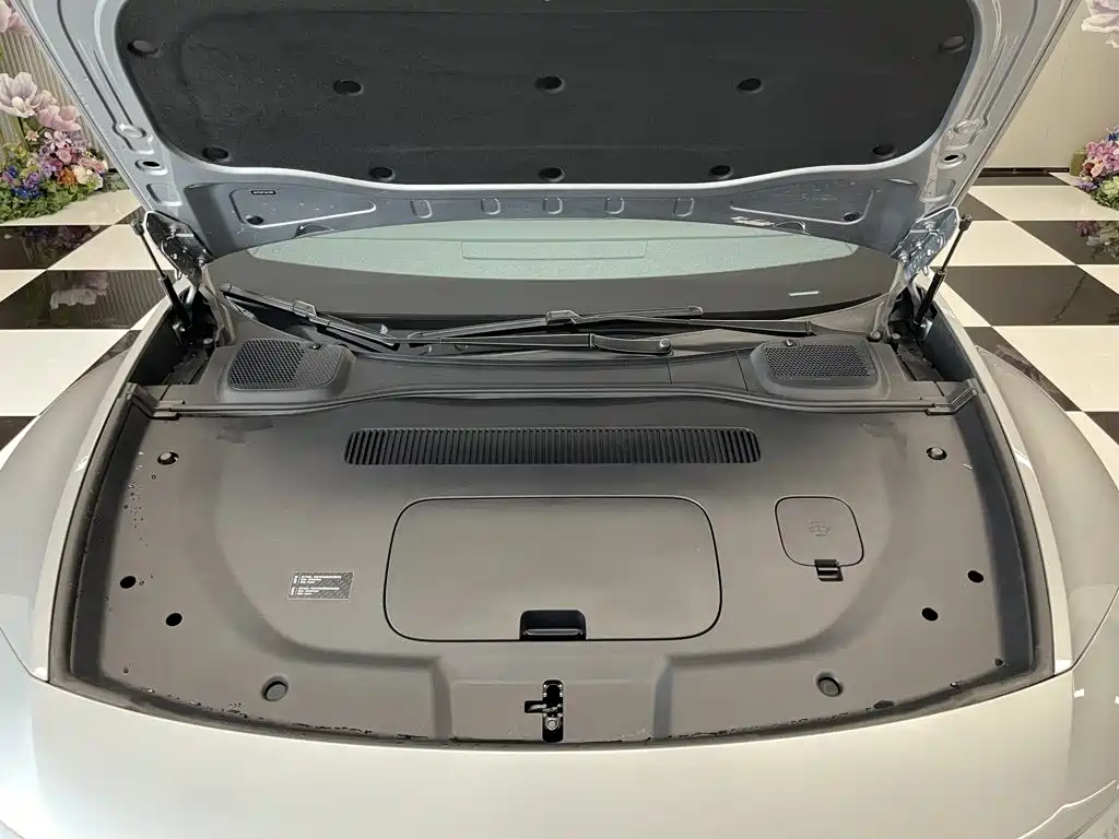 Audi E5 Sportback — миниатюра 12