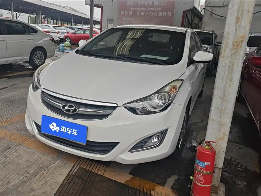 Hyundai Elantra Langdong 2015
