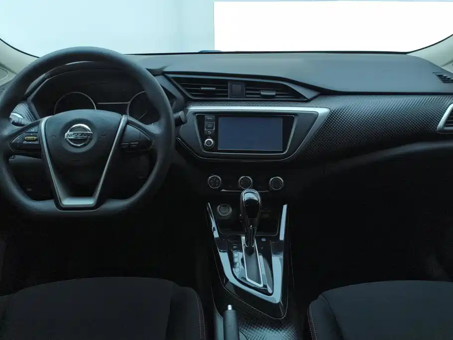 Nissan Bluebird — миниатюра 11