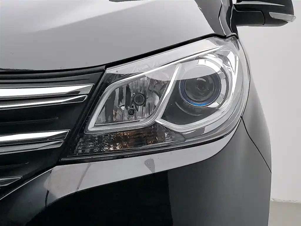 SAIC MAXUS CHASE G10