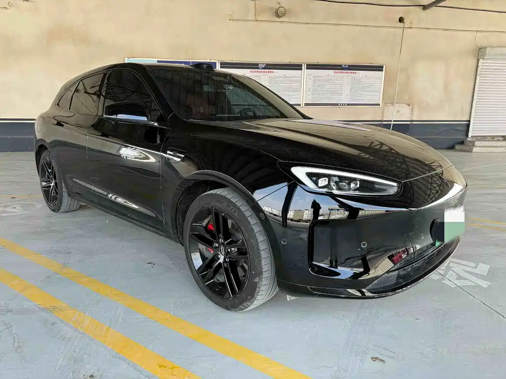 AITO ASK THE WORLD M5