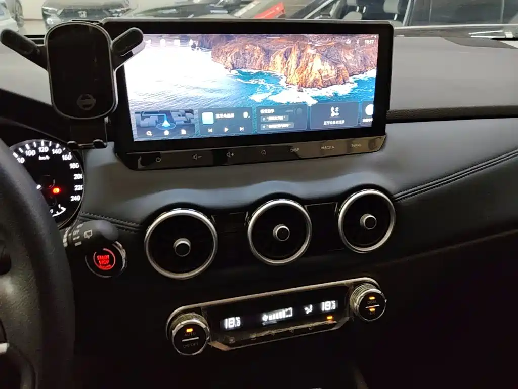 Nissan Qashqai — миниатюра 13