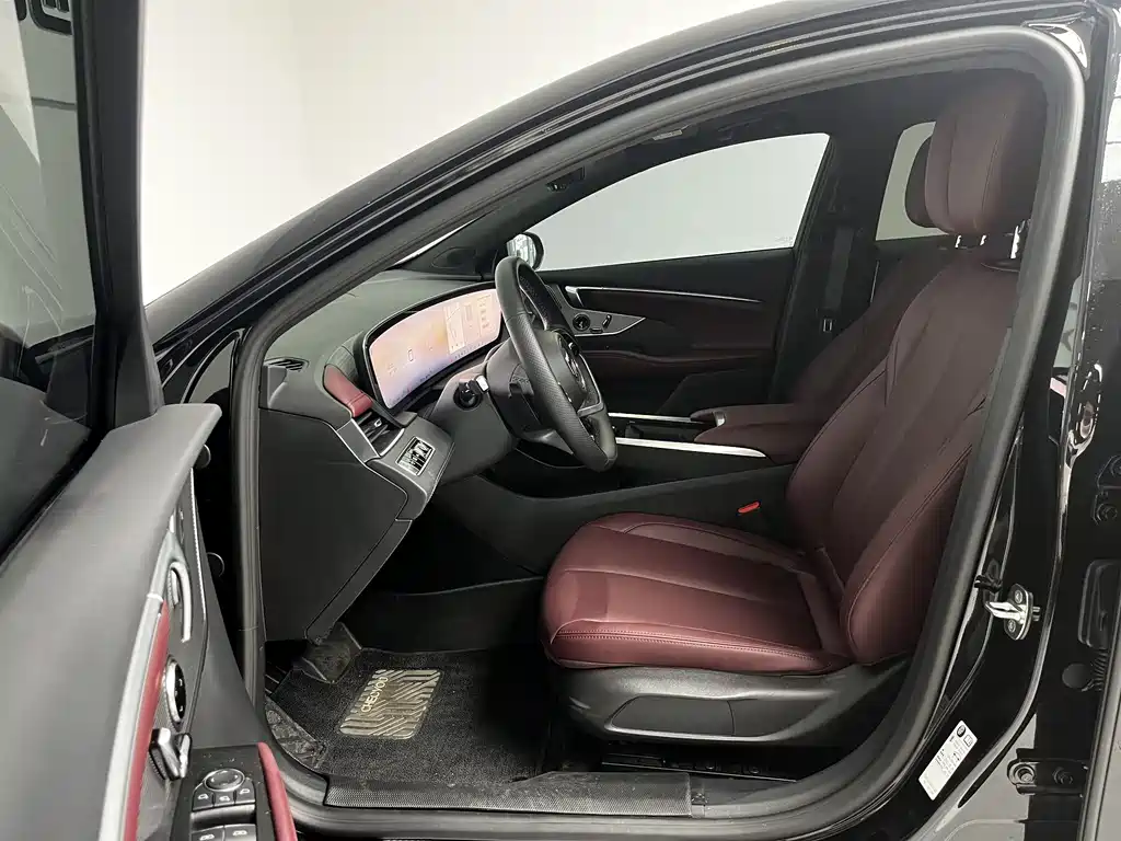 Buick LaCrosse 2026 28T Platinum