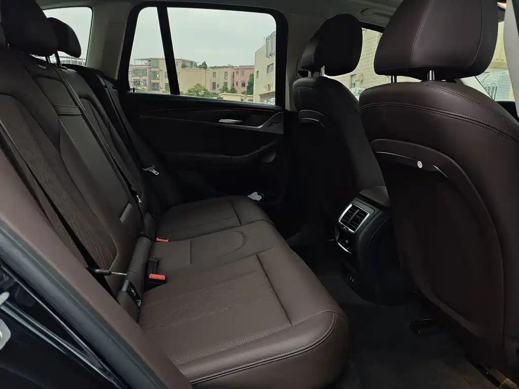 BMW X3 — миниатюра 14