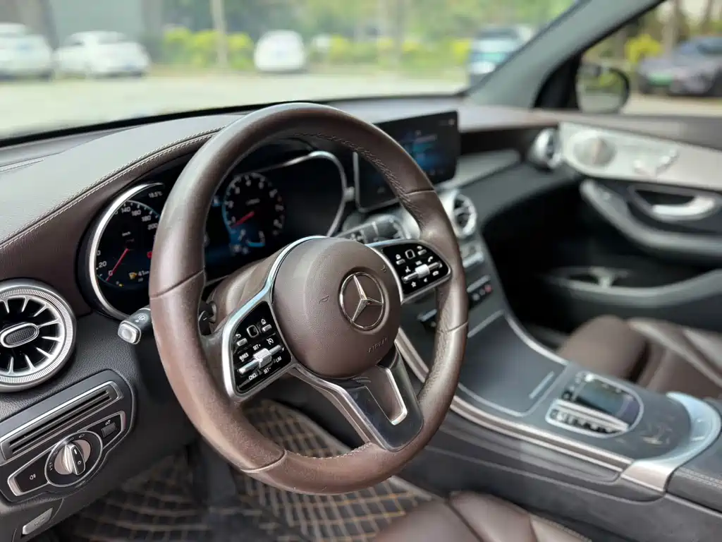 Mercedes-Benz GLC — миниатюра 6