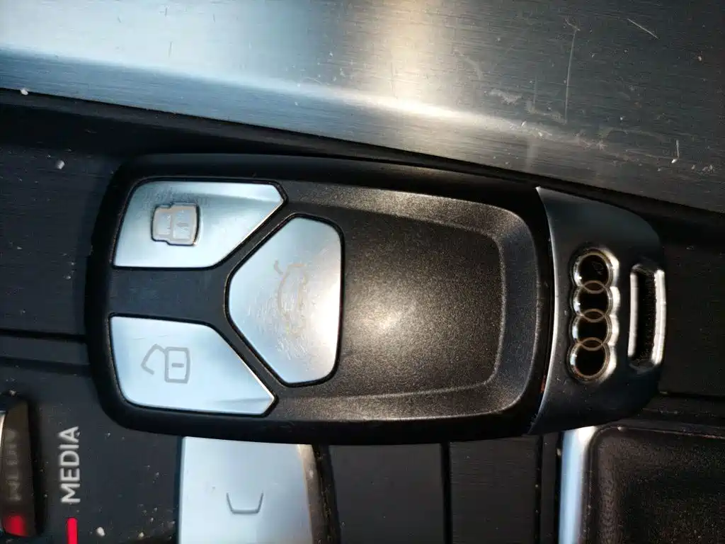 Audi A4L 2017 45 TFSI quattro Sport