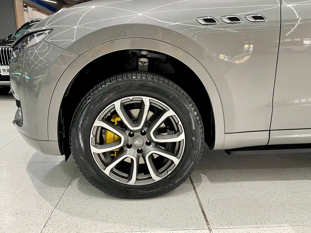 Maserati Levante — фотографии объявления, Фото 4