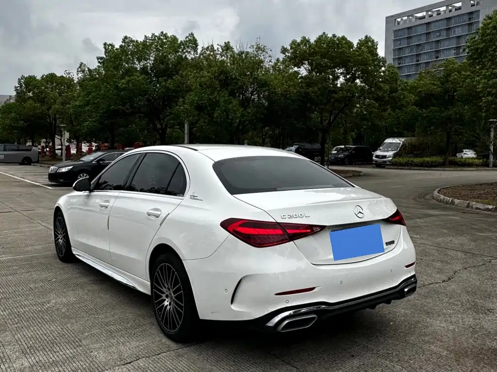 Mercedes-Benz C-Class — миниатюра 4