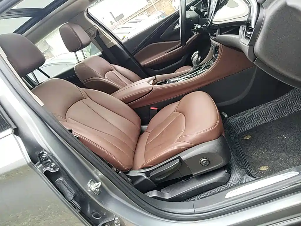 Buick Envision Plus — миниатюра 25
