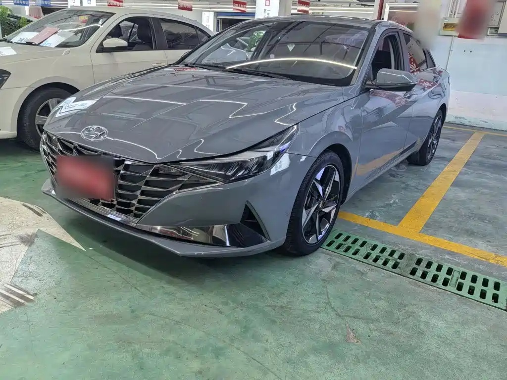 Hyundai Elantra — миниатюра 2