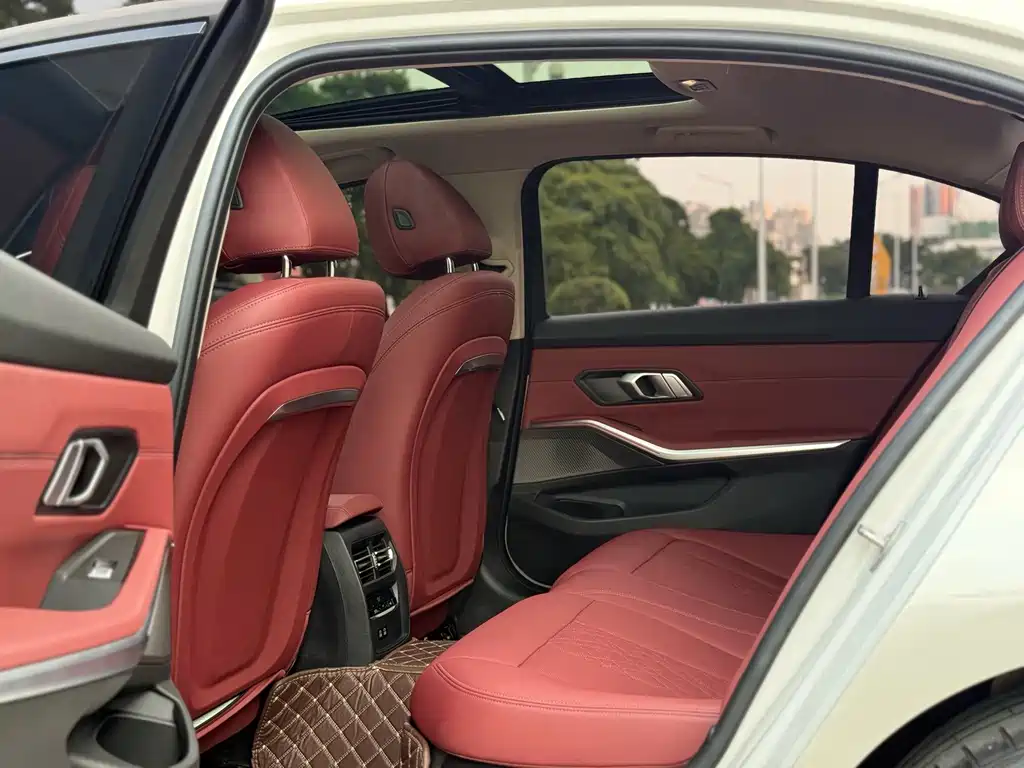 BMW 3 Series — миниатюра 9