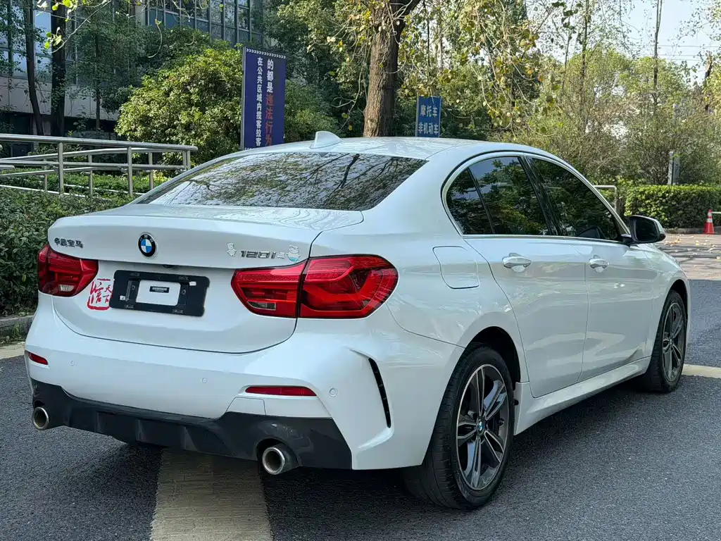 BMW 1 Series — миниатюра 9