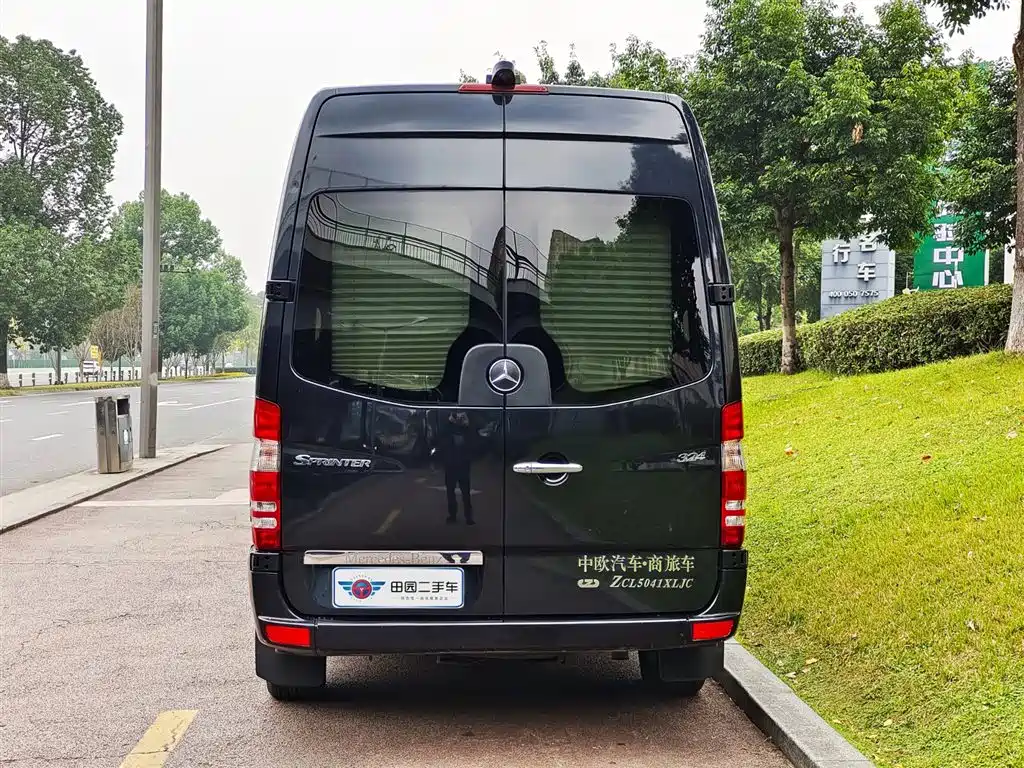 Mercedes-Benz Sprinter 2013 3.5L AT