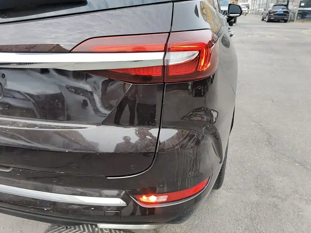 Buick Enclave — миниатюра 8