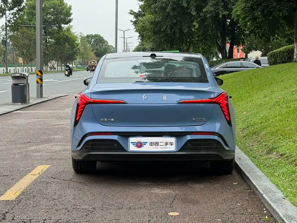 Hongqi Hongqi Tiangong 05 — миниатюра 5
