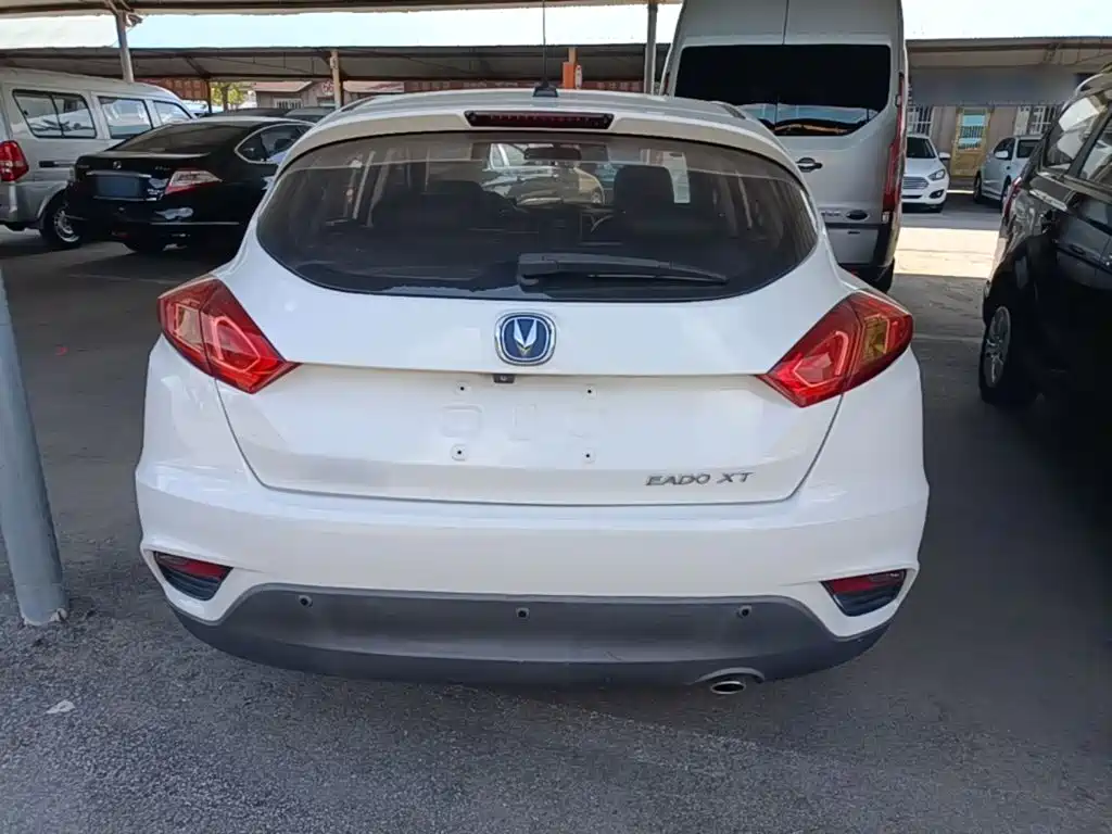 Changan Eado XT — миниатюра 6