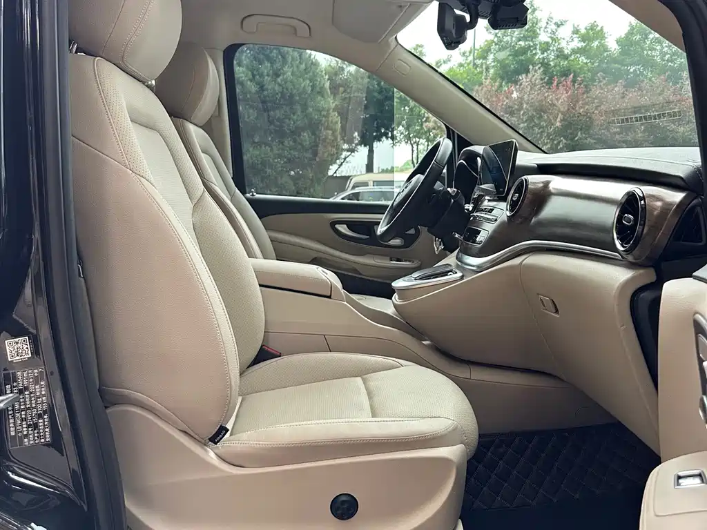 Mercedes-Benz V-Class V 2022 V 260 L Luxury