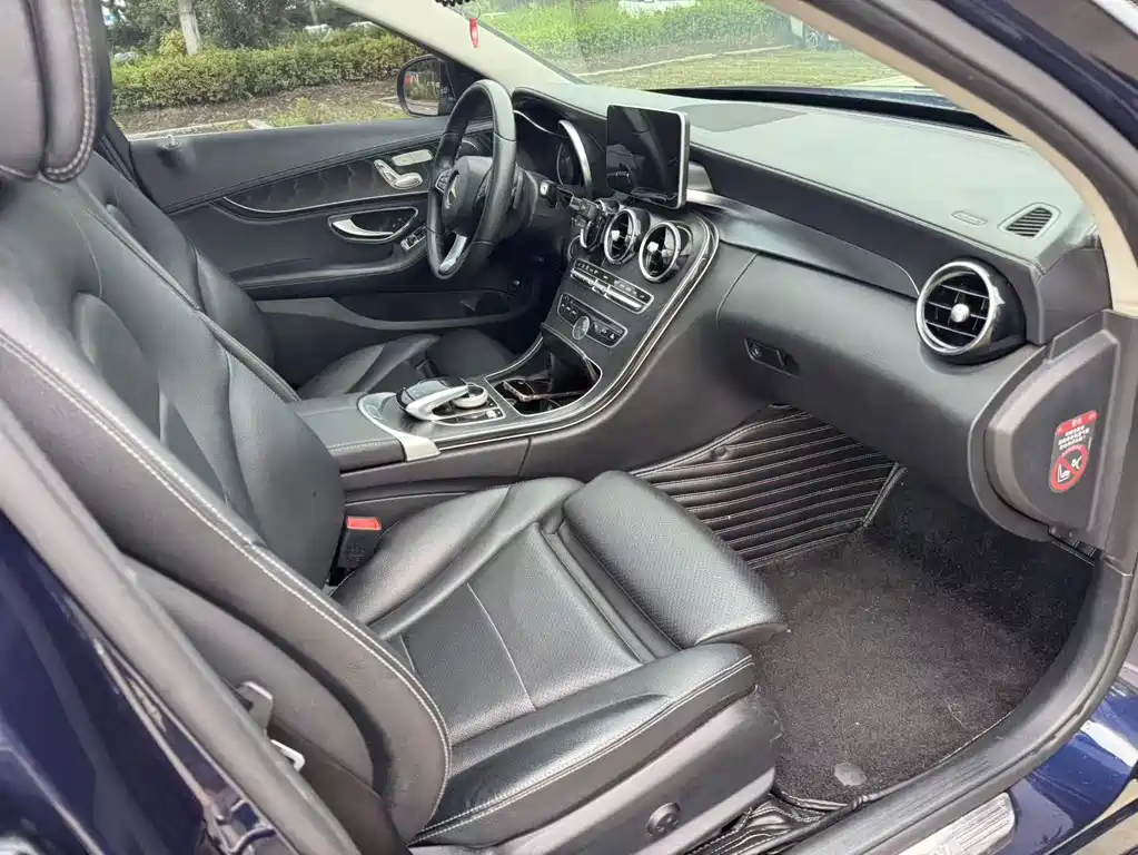 Mercedes-Benz C-Class — миниатюра 16