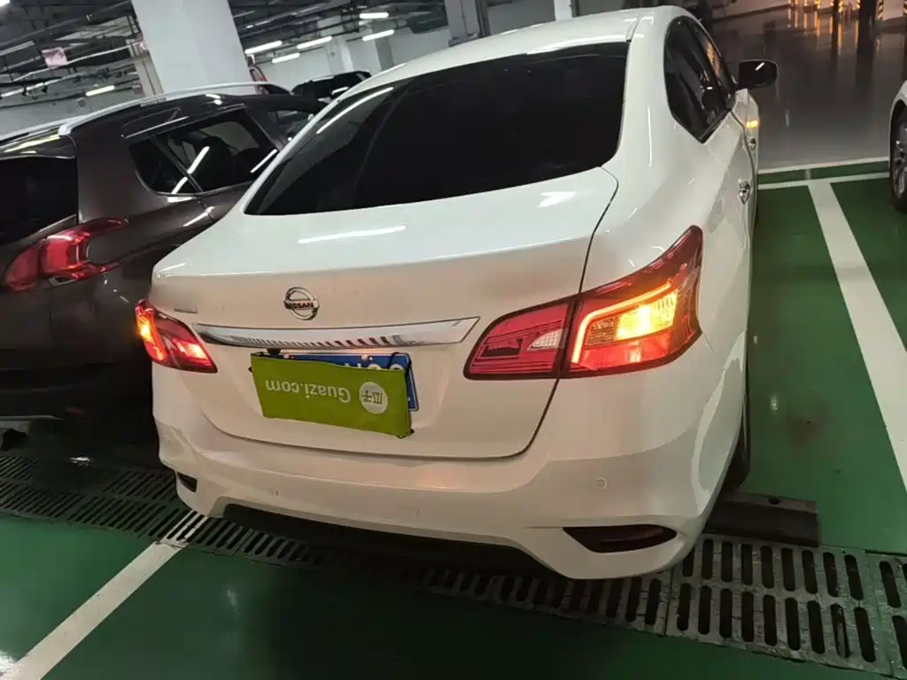 Nissan Sylphy — миниатюра 6