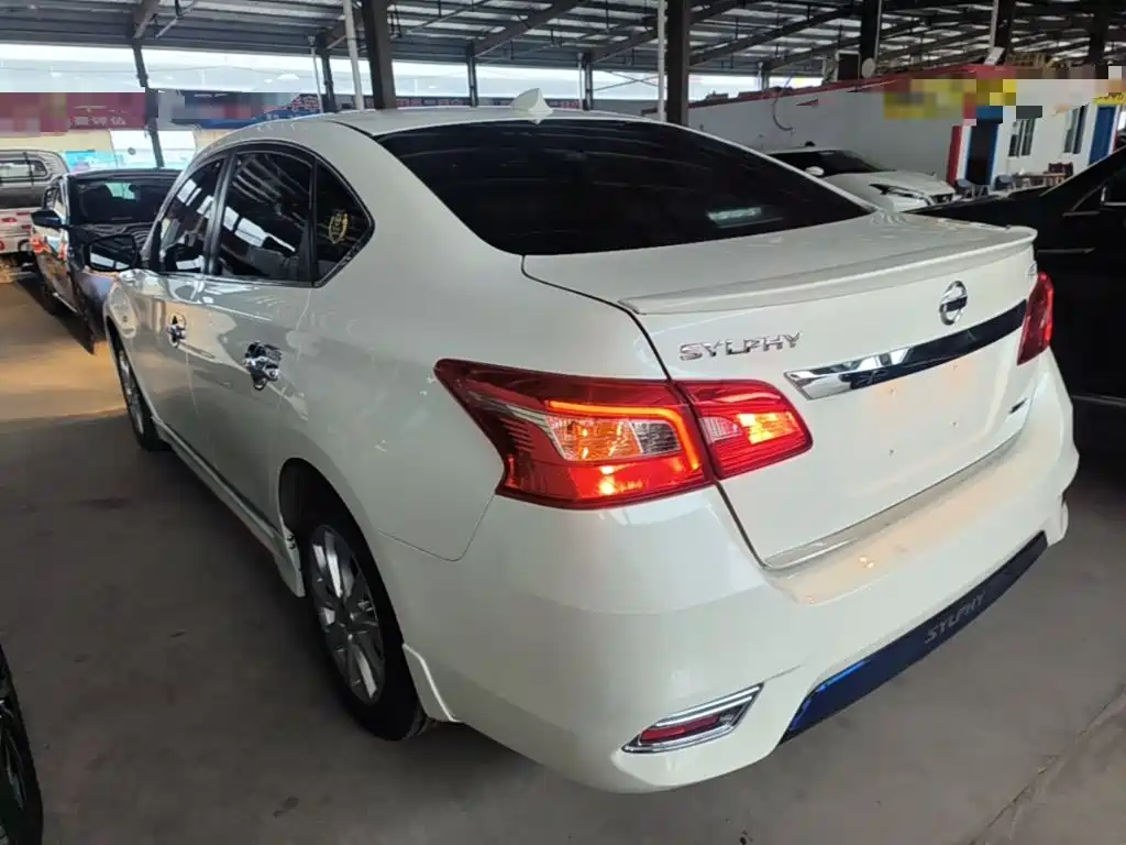 Nissan Sylphy — миниатюра 5