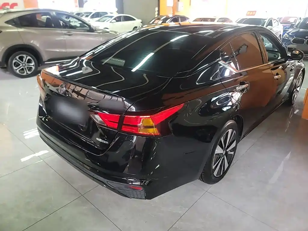 Nissan Teana — миниатюра 7