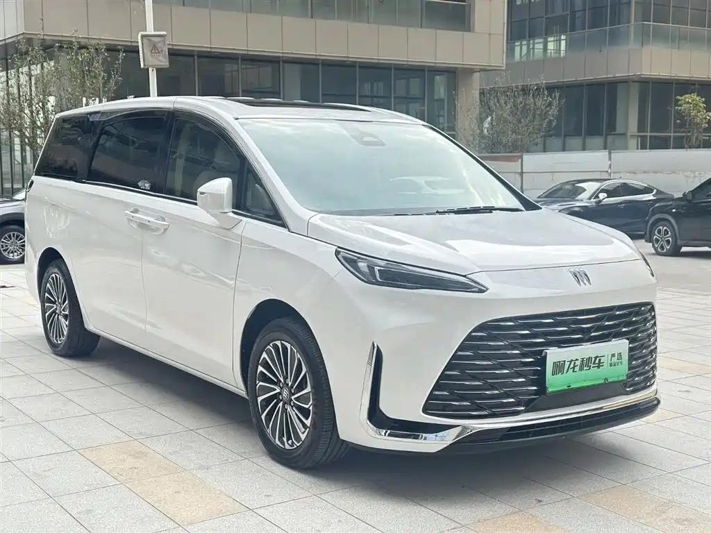 BUICK GL8 NEW ENERGY