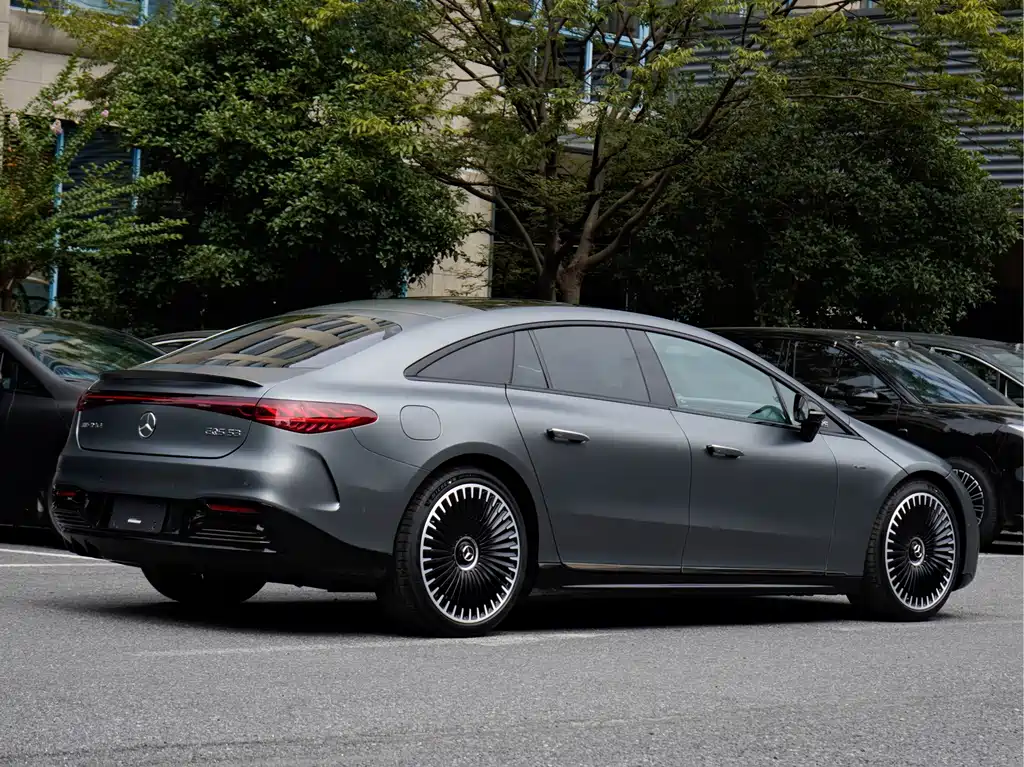 Mercedes-Benz EQS AMG — миниатюра 4