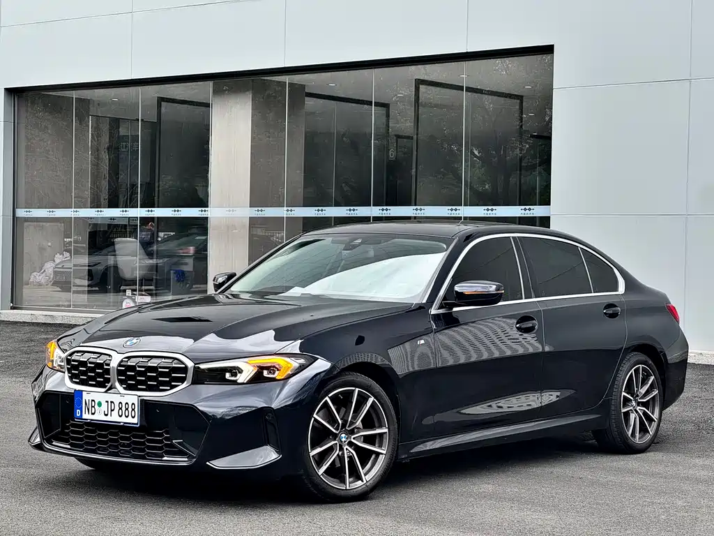 BMW 3 Series 2023