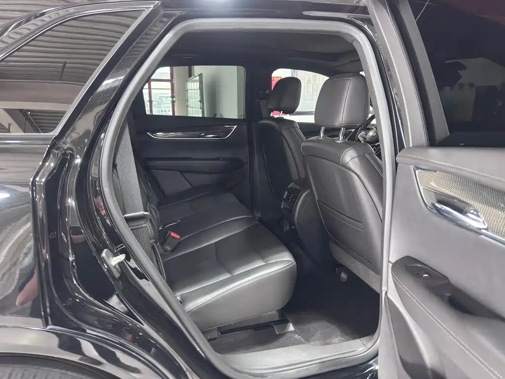 Cadillac XT5 — миниатюра 10