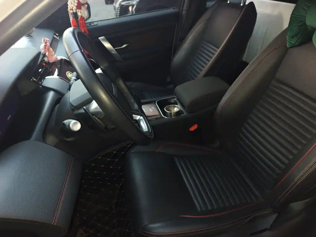 Land Rover Discovery Sport — миниатюра 11