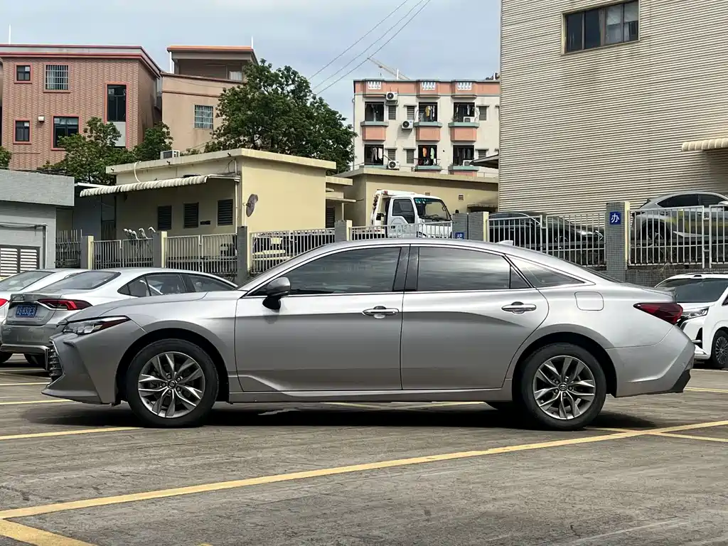 Toyota Avalon 2021 2.5L Luxury