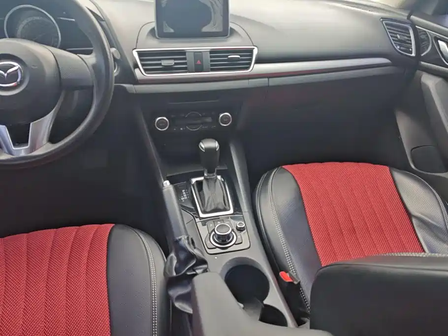 Mazda 3 Axela — миниатюра 16