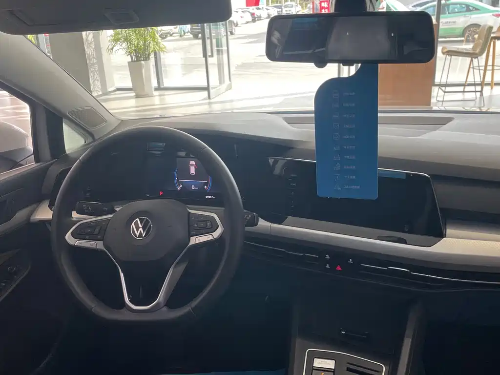 Volkswagen Golf — миниатюра 12