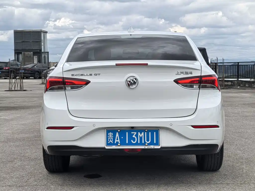 Buick Excelle — миниатюра 5