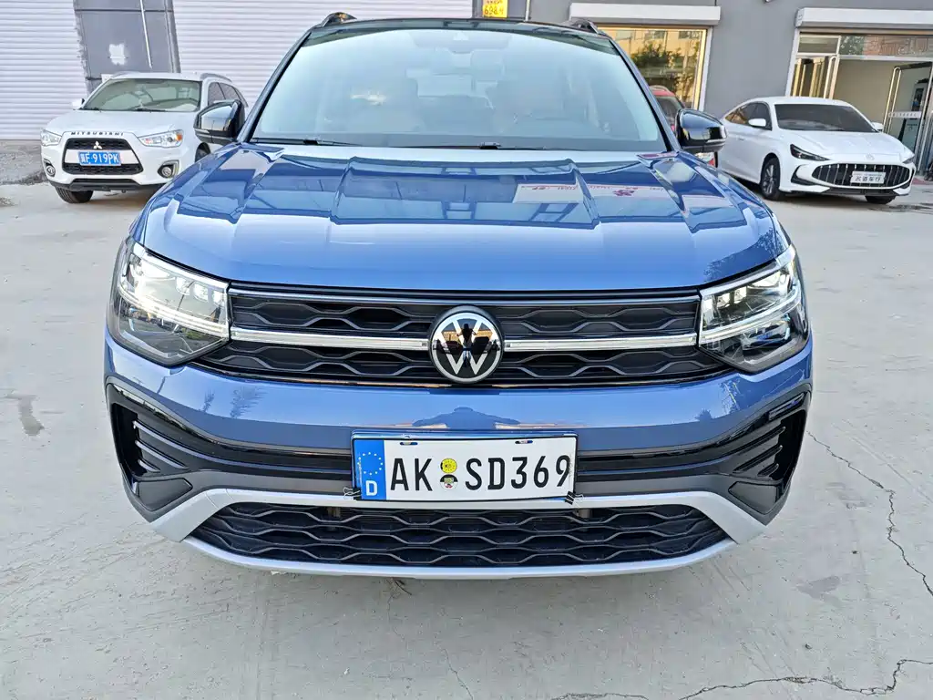 Volkswagen Tharu — миниатюра 2