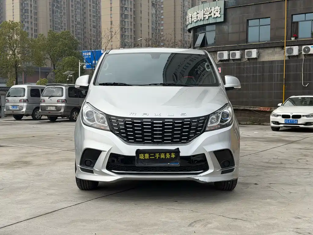 Maxus G10 2023 2.0T MT 7 мест